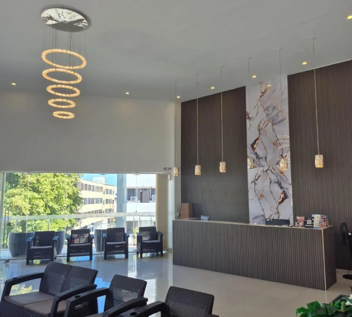 Apartahotel Plaza location