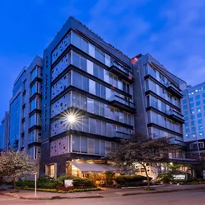 100 Luxury By Preferred Hotel Bogotá