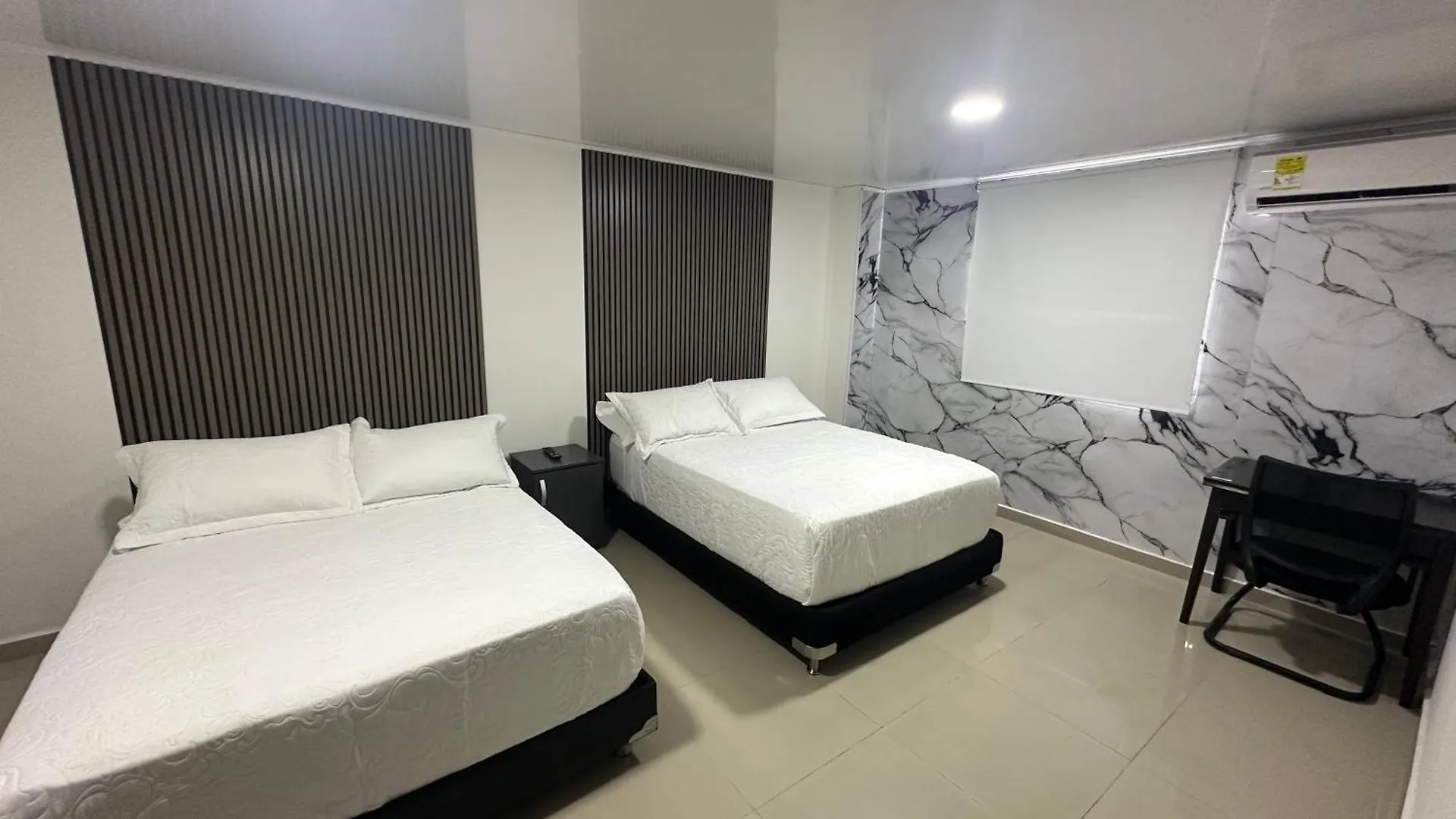 Hotel Apartahotel Plaza San Andres  Colombia