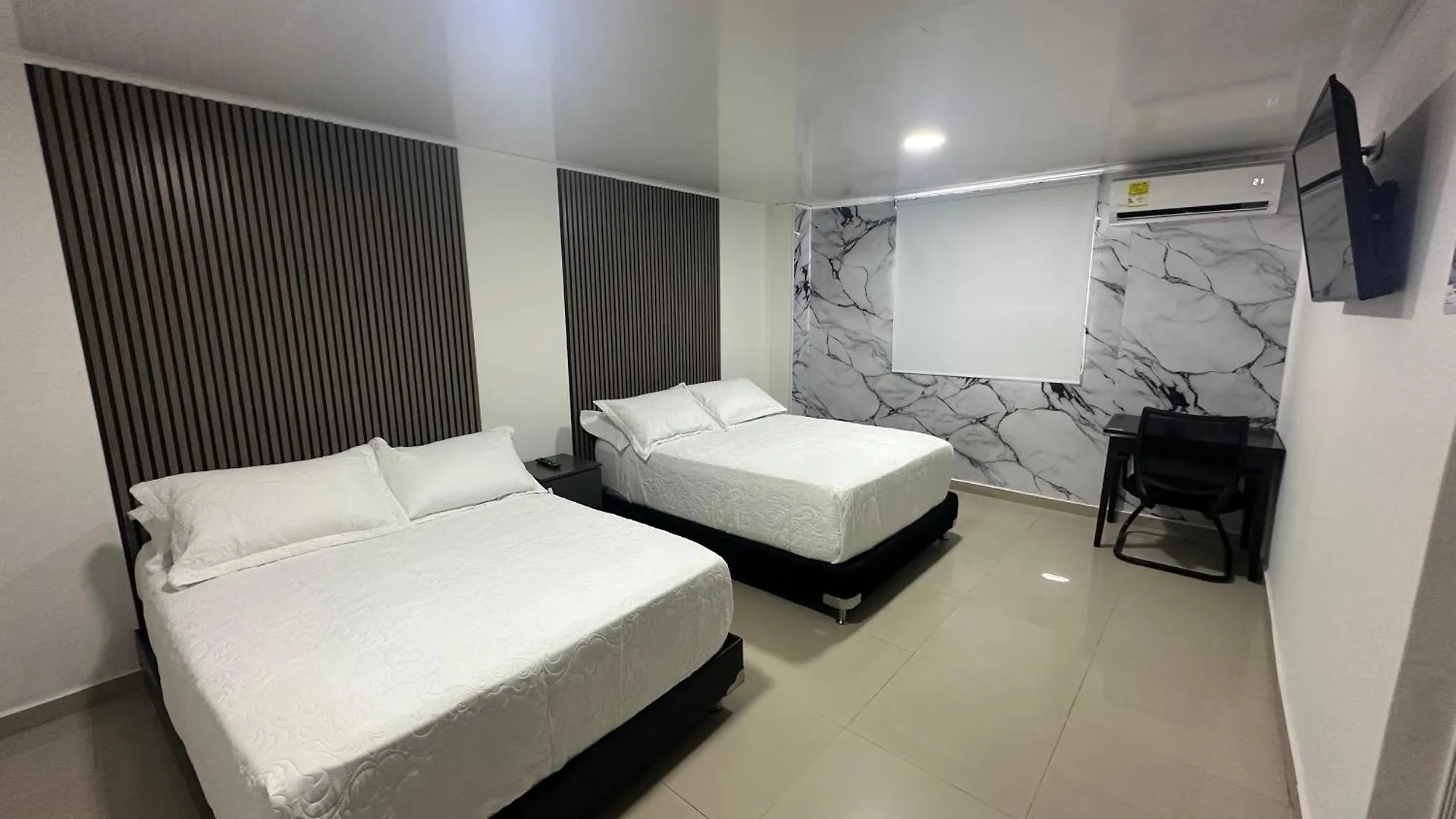 Apartahotel Plaza San Andres  San Andres (San Andres and Providencia Islands)