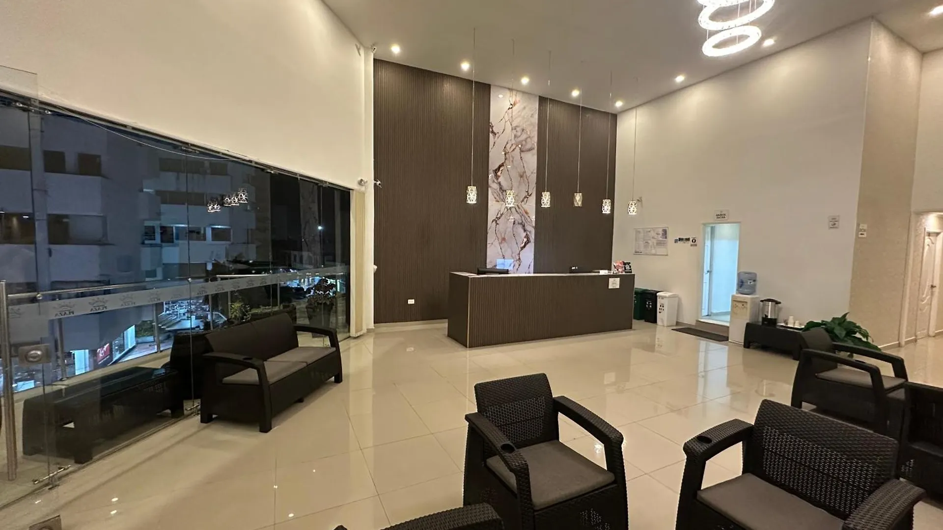 Apartahotel Plaza San Andres  San Andres (San Andres and Providencia Islands)